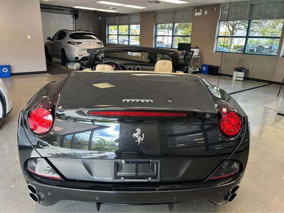 2010 Ferrari California - Image 11 of 14