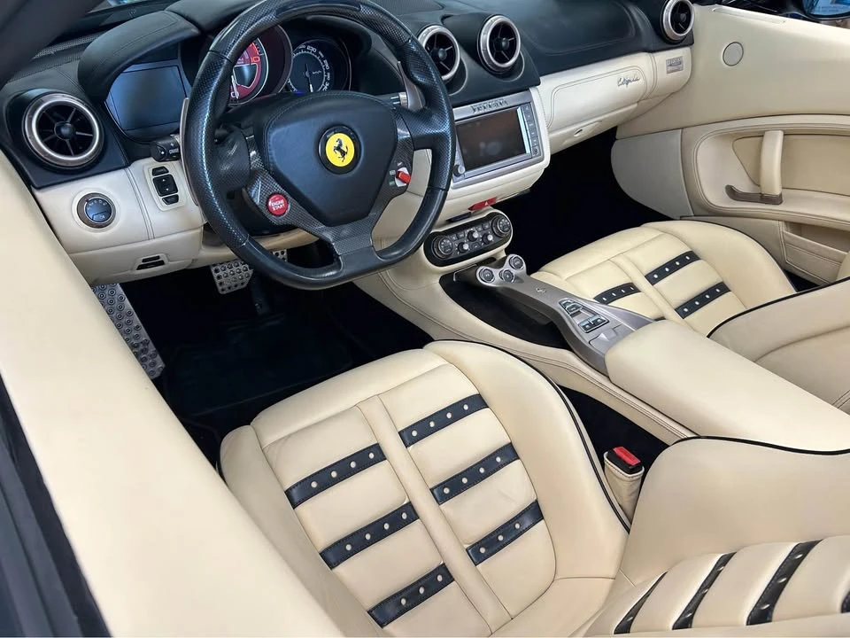 2010 Ferrari California - Image 9 of 14