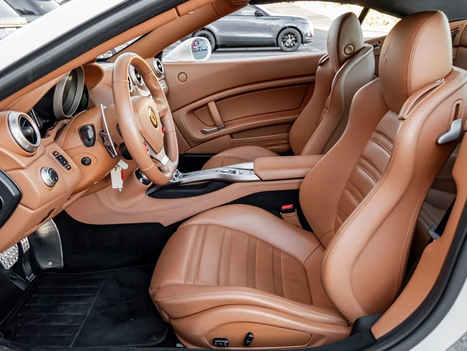 2010 Ferrari California - Image 18 of 31