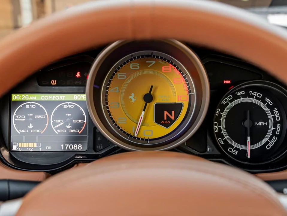 2010 Ferrari California - Image 21 of 31