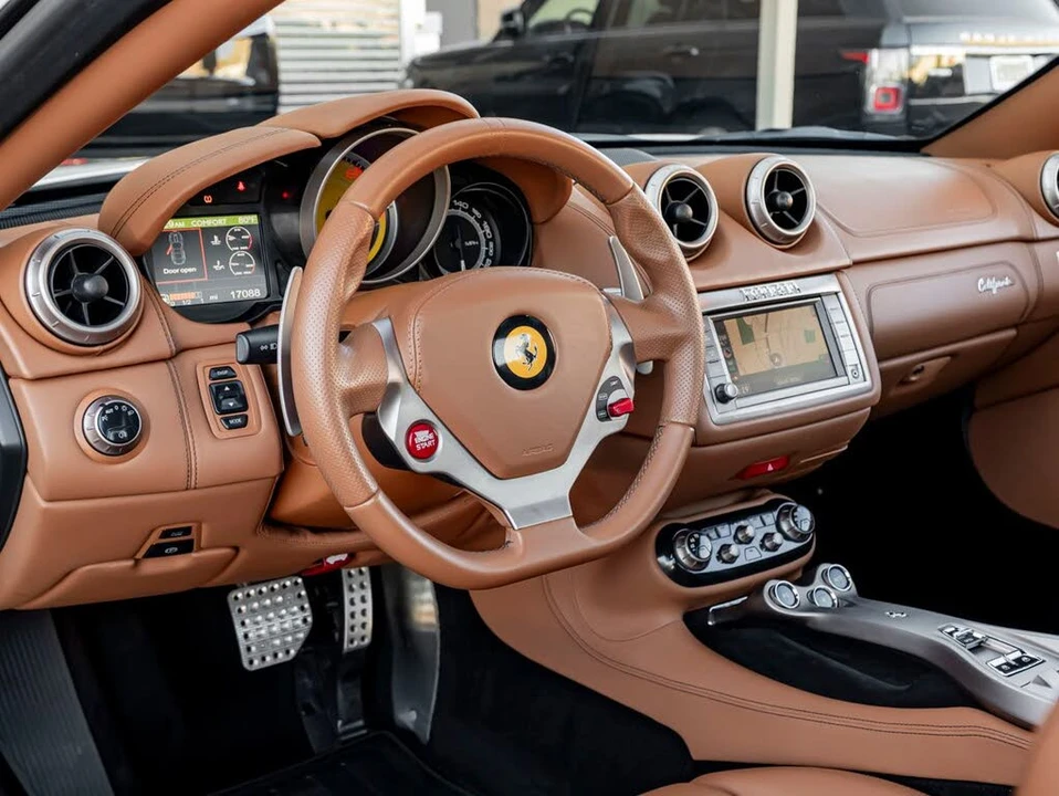 2010 Ferrari California - Image 20 of 31