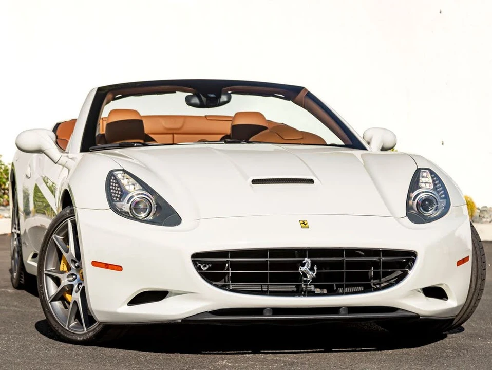 2010 Ferrari California - Image 5 of 31