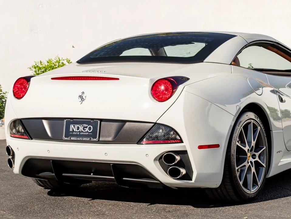 2010 Ferrari California - Image 9 of 31