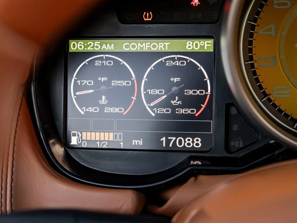 2010 Ferrari California - Image 22 of 31