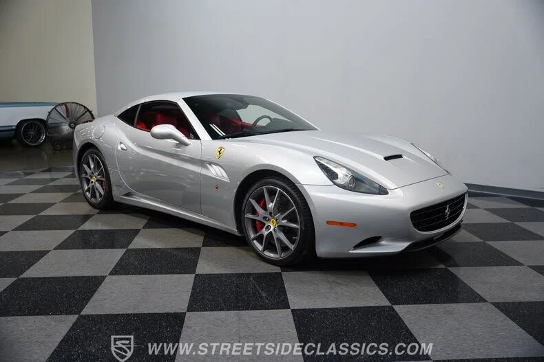 2010 Ferrari California - Image 17 of 31