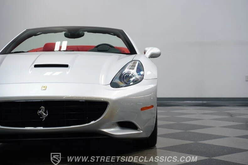 2010 Ferrari California - Image 20 of 31