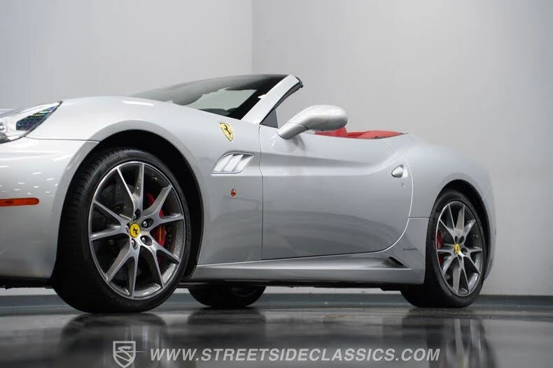 2010 Ferrari California - Image 22 of 31