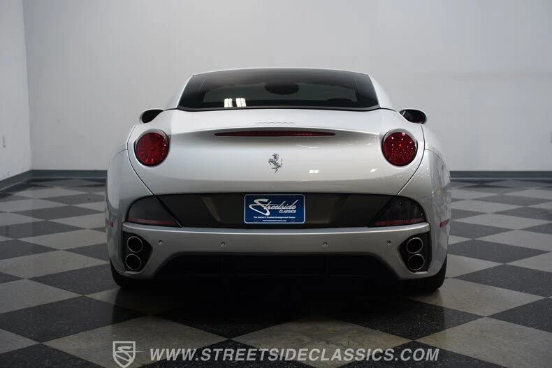 2010 Ferrari California - Image 11 of 31