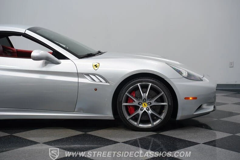 2010 Ferrari California - Image 30 of 31