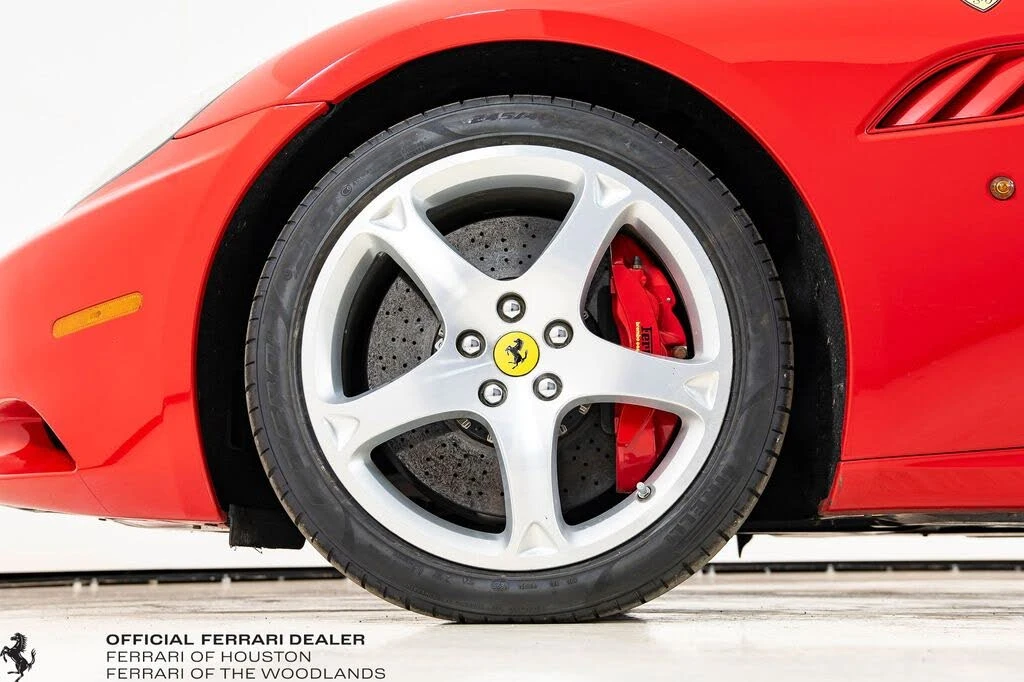 2010 Ferrari California - Image 20 of 31