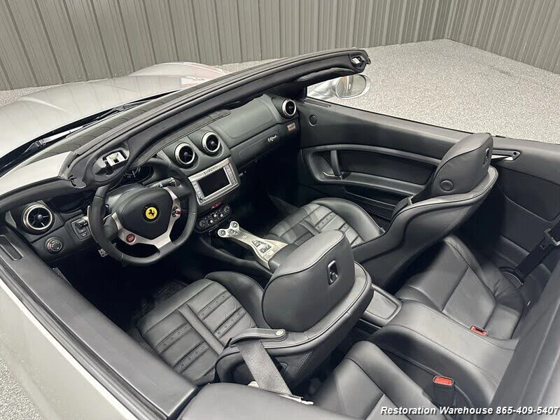 2010 Ferrari California - Image 9 of 31