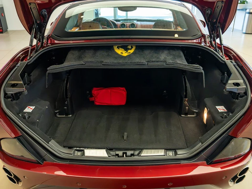 2010 Ferrari California - Image 26 of 31