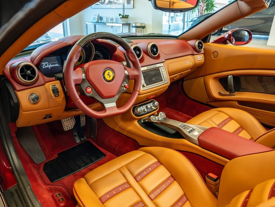2010 Ferrari California - Image 9 of 31