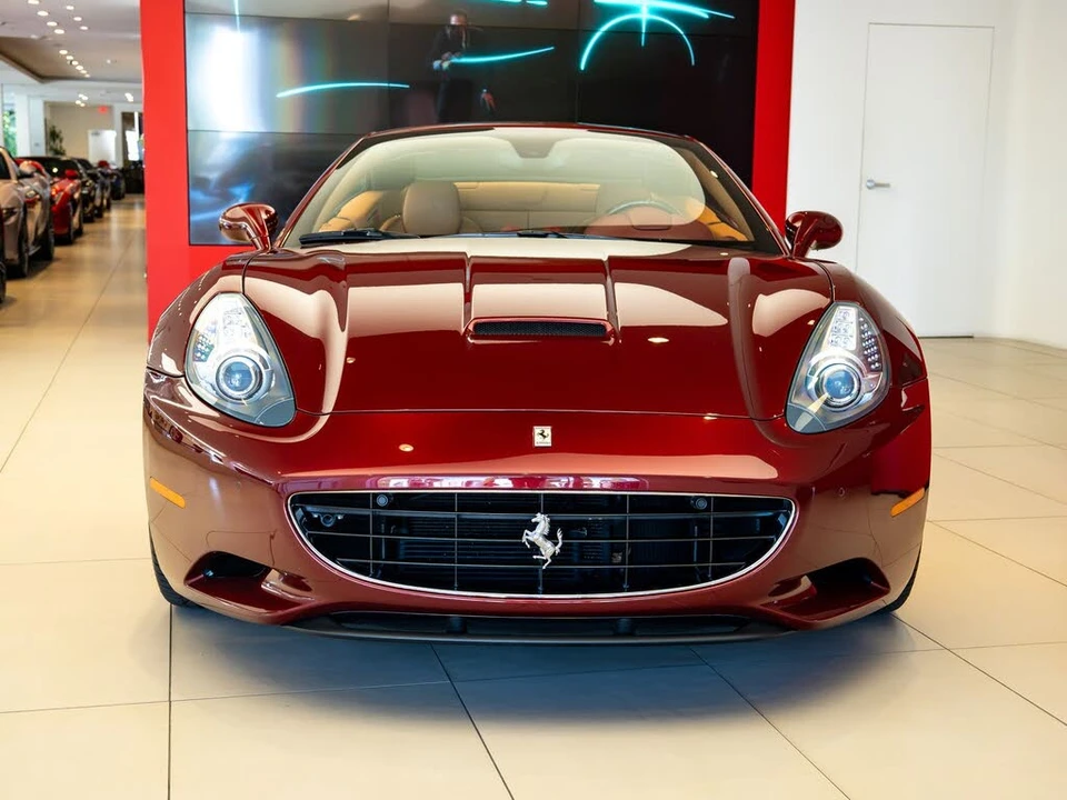 2010 Ferrari California - Image 30 of 31