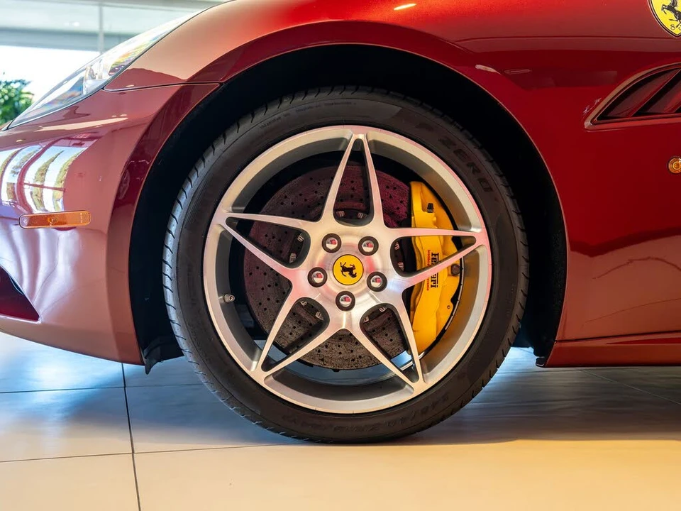 2010 Ferrari California - Image 3 of 31