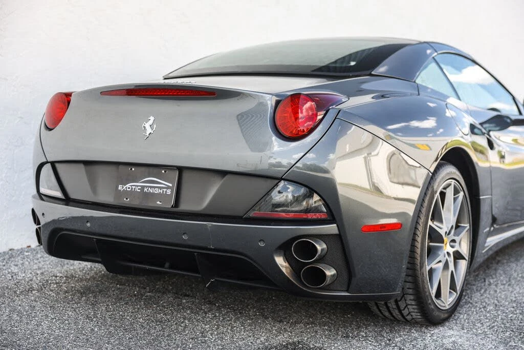 2010 Ferrari California - Image 9 of 31
