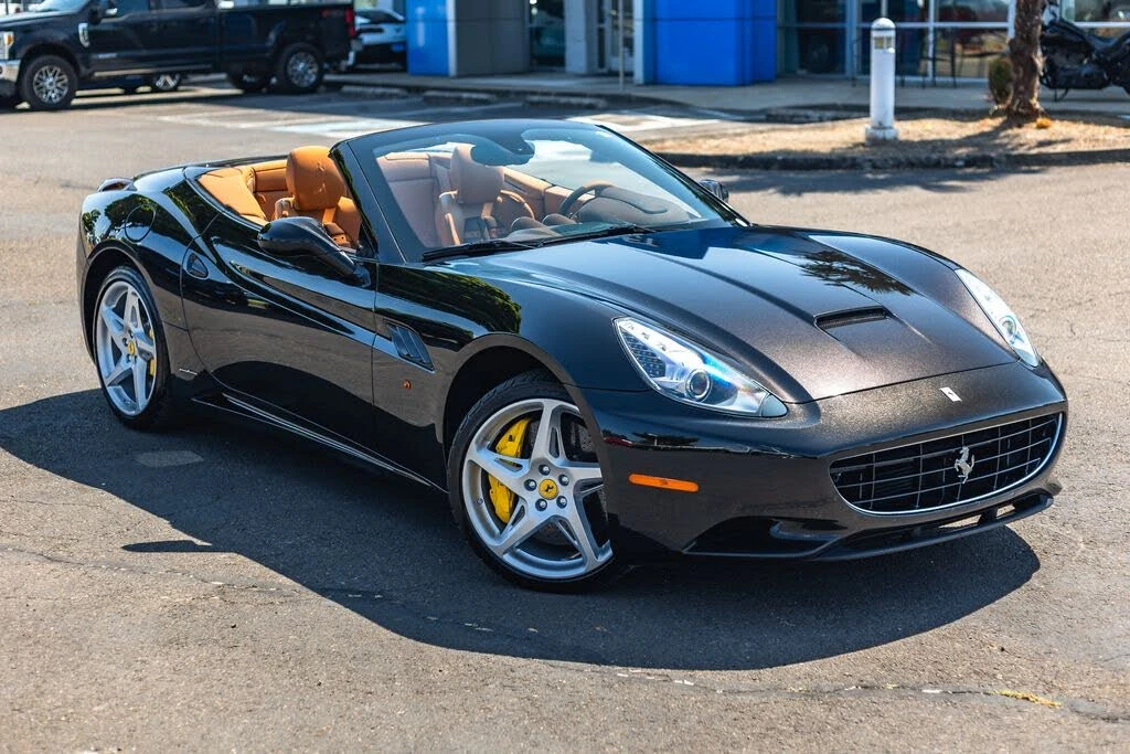 2010 Ferrari California - Image 2 of 18
