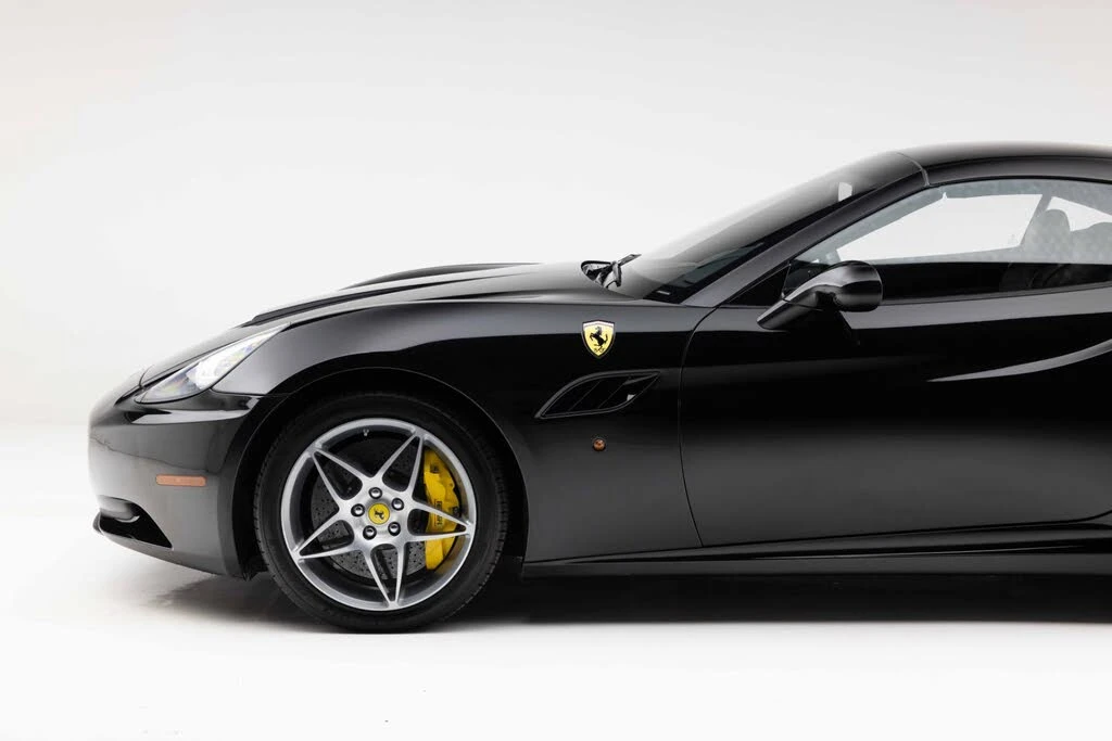 2010 Ferrari California - Image 31 of 31