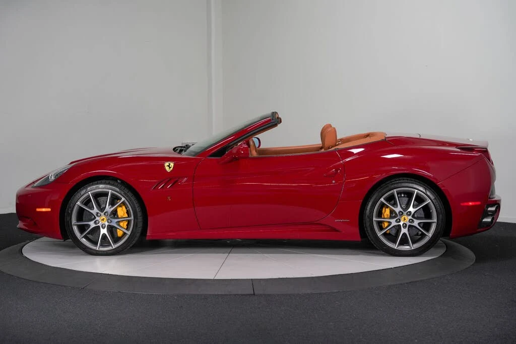 2010 Ferrari California - Image 5 of 31