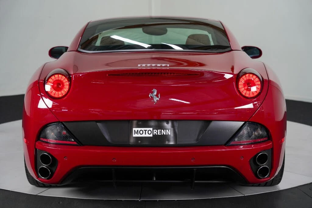 2010 Ferrari California - Image 7 of 31