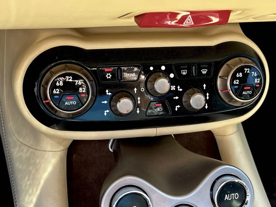 2010 Ferrari California - Image 21 of 31