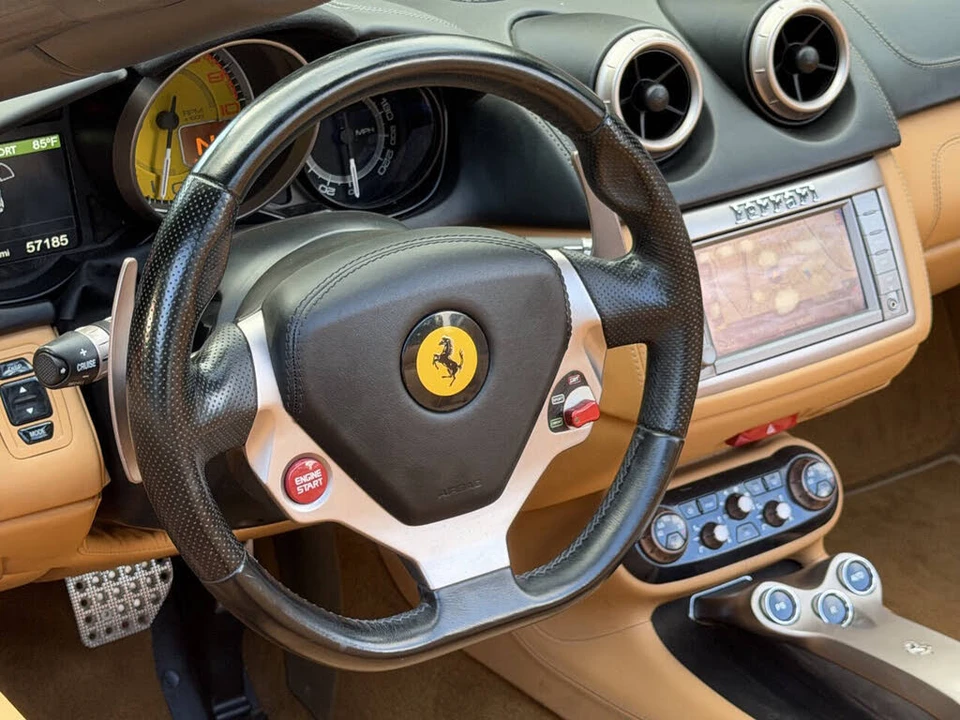2010 Ferrari California - Image 23 of 31