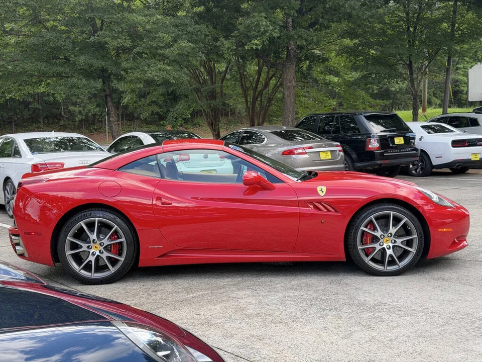 2010 Ferrari California - Image 24 of 31