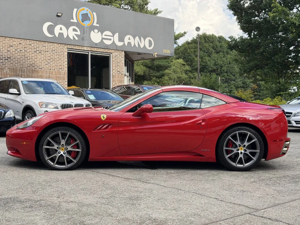 2010 Ferrari California - Image 18 of 31