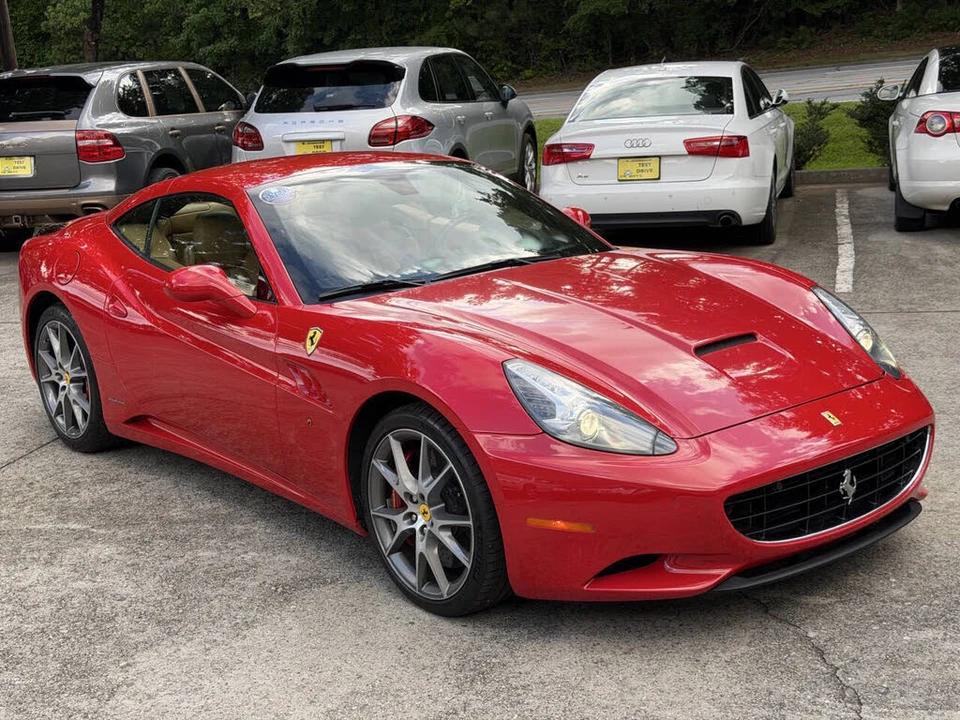 2010 Ferrari California - Image 5 of 31