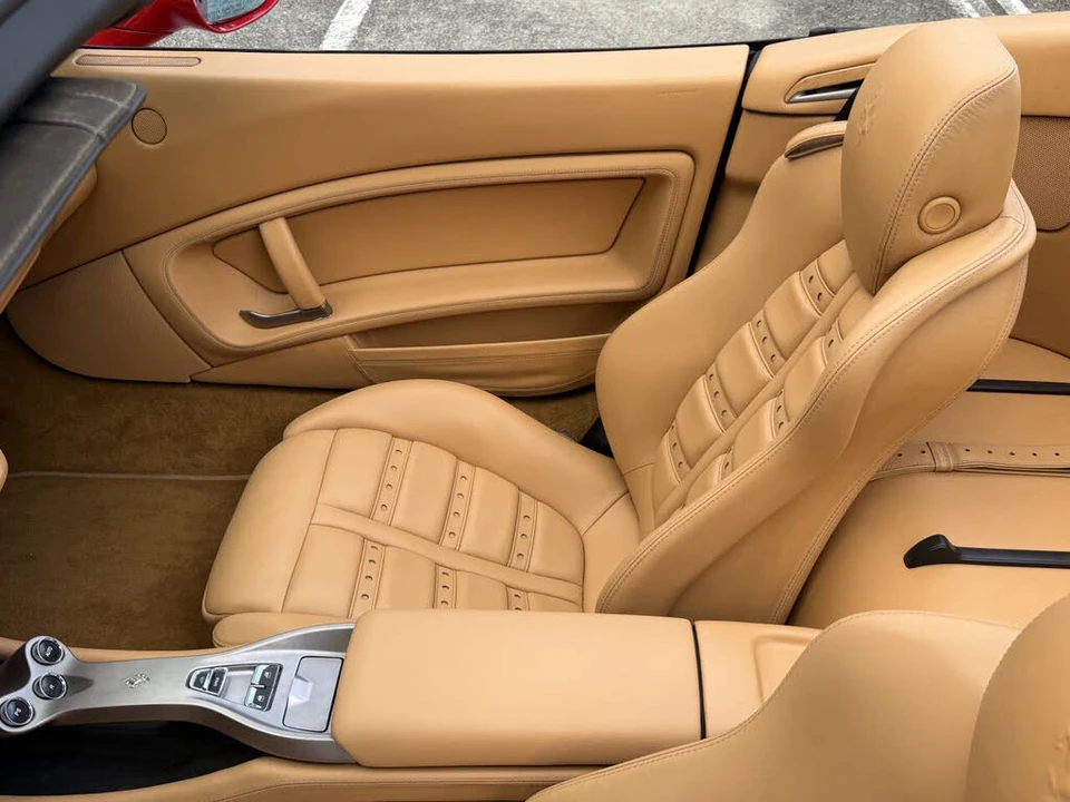 2010 Ferrari California - Image 19 of 31