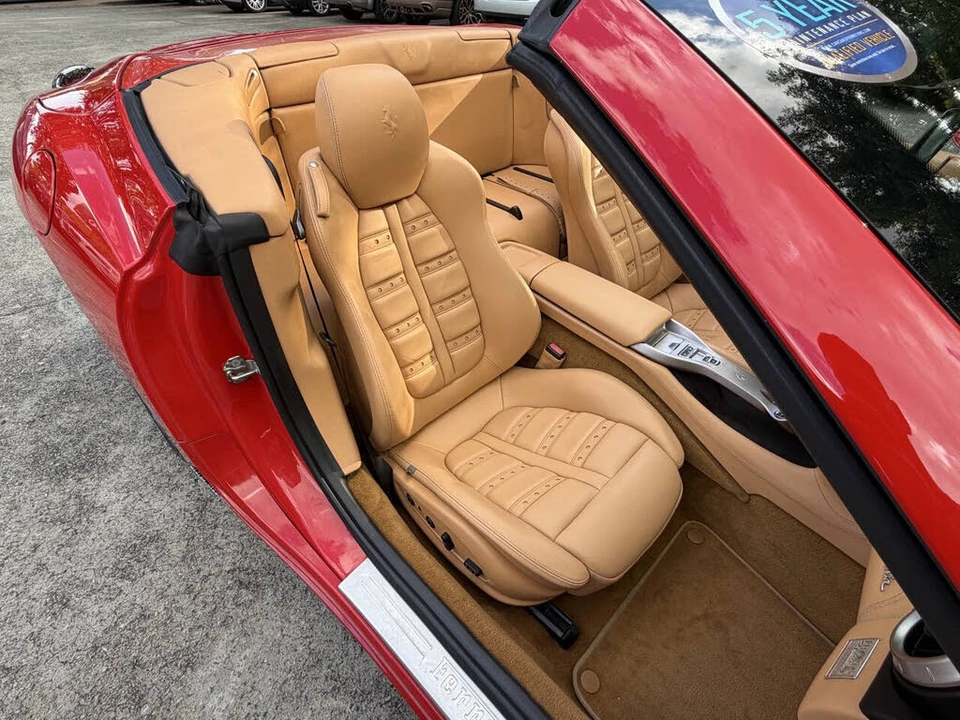 2010 Ferrari California - Image 21 of 31