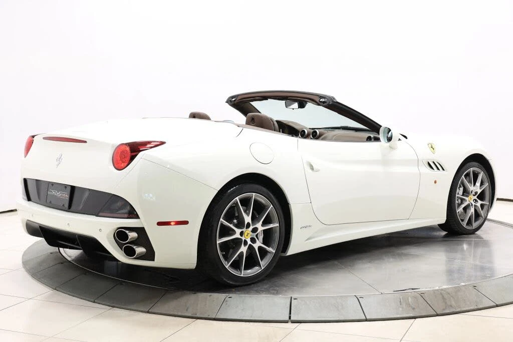 2010 Ferrari California - Image 4 of 31