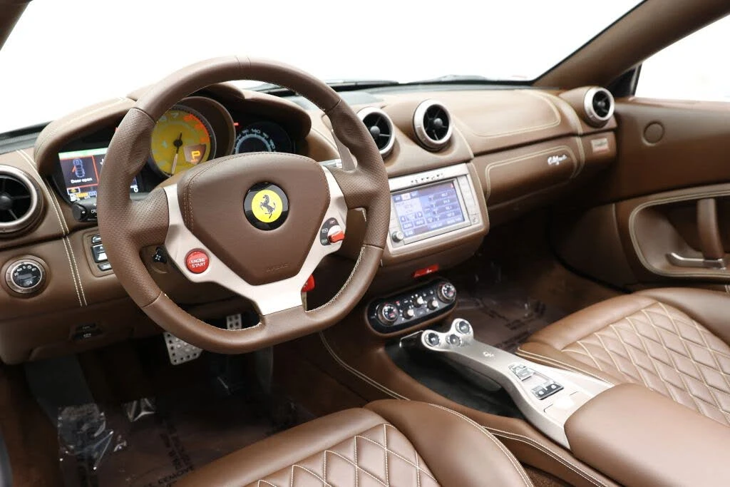 2010 Ferrari California - Image 25 of 31