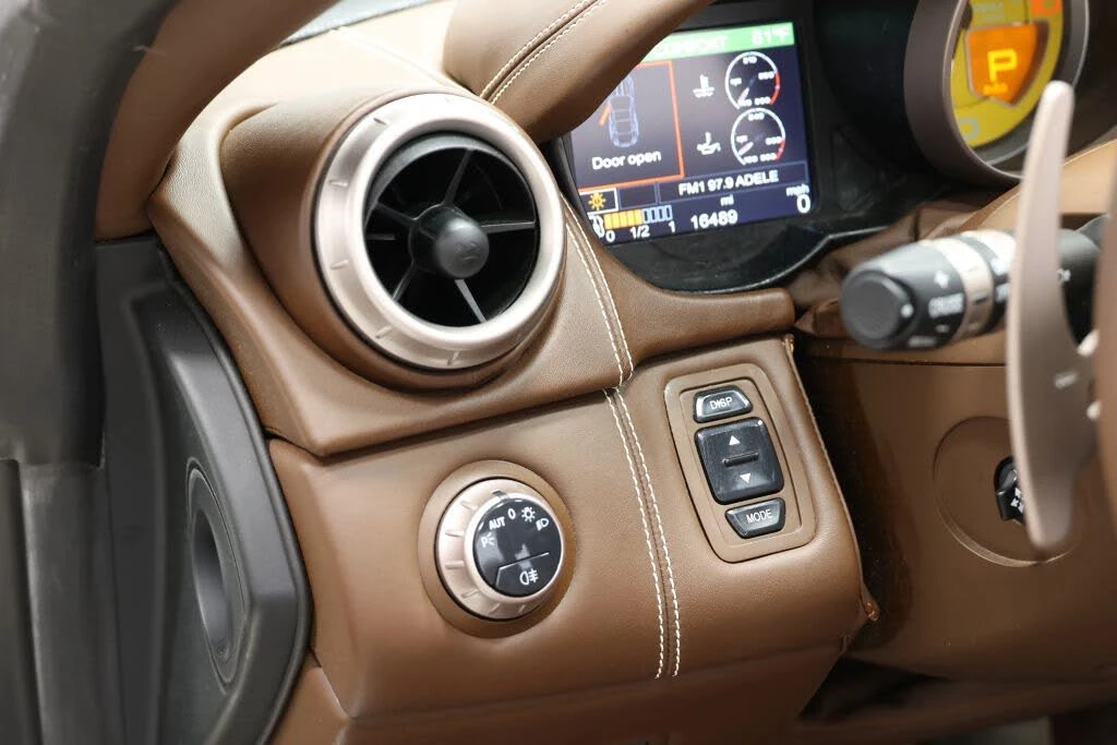 2010 Ferrari California - Image 26 of 31
