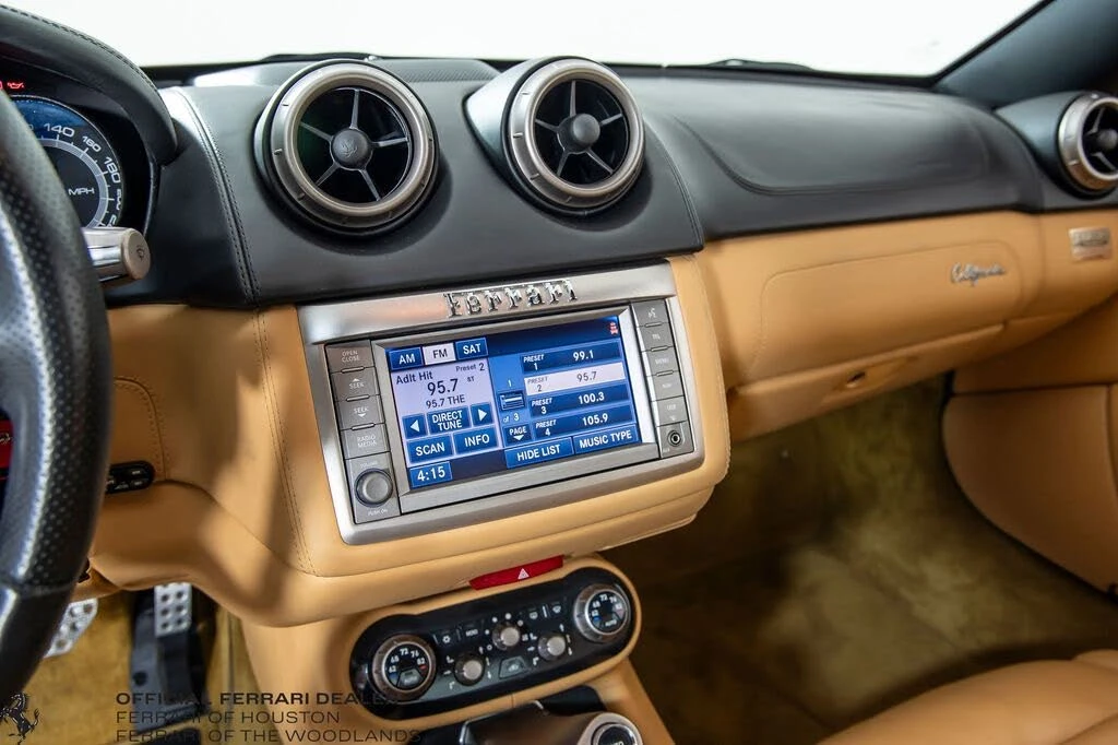 2010 Ferrari California - Image 13 of 31