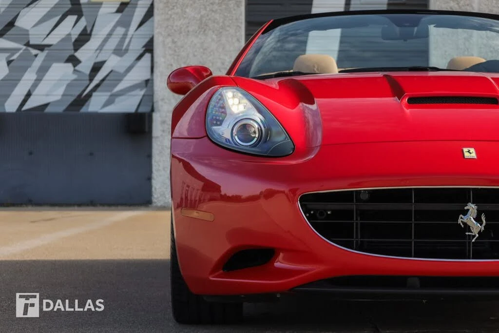 2010 Ferrari California - Image 5 of 31