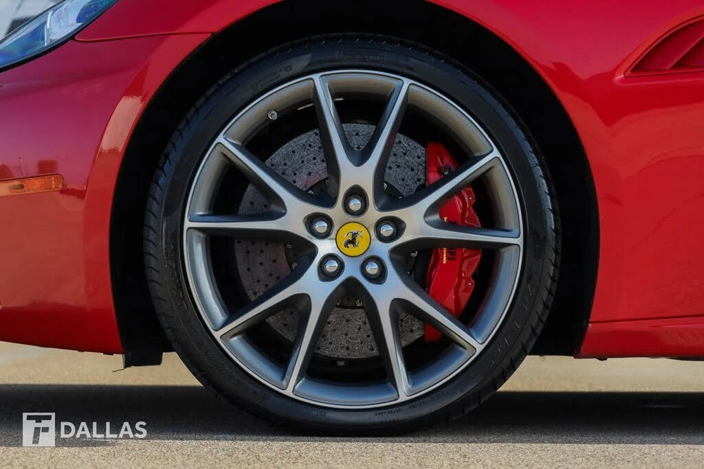 2010 Ferrari California - Image 8 of 31