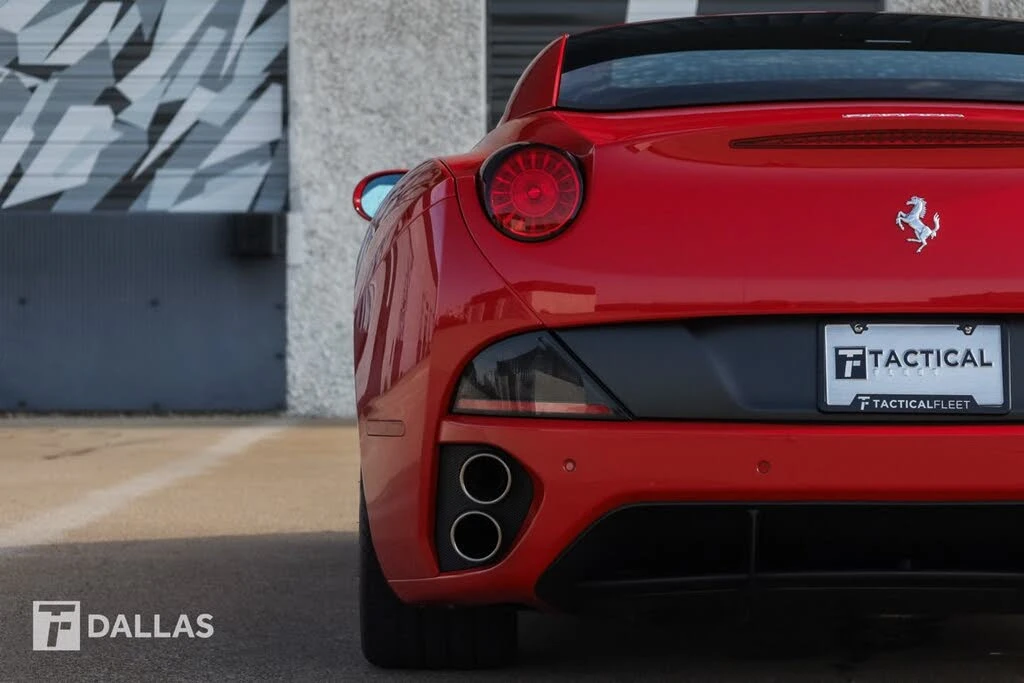 2010 Ferrari California - Image 14 of 31