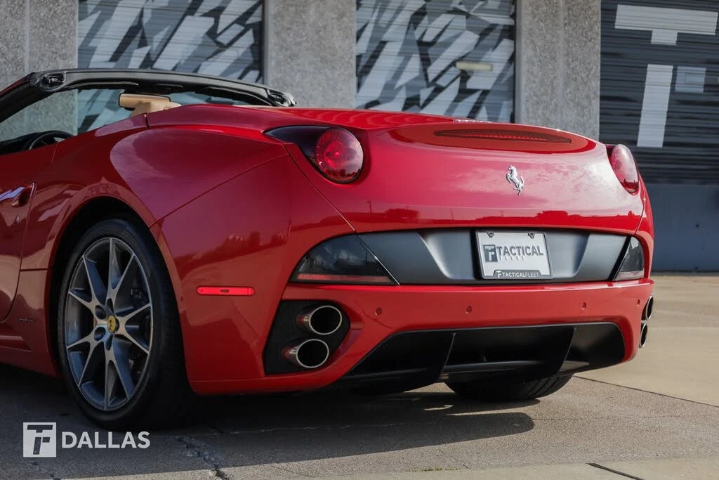 2010 Ferrari California - Image 12 of 31