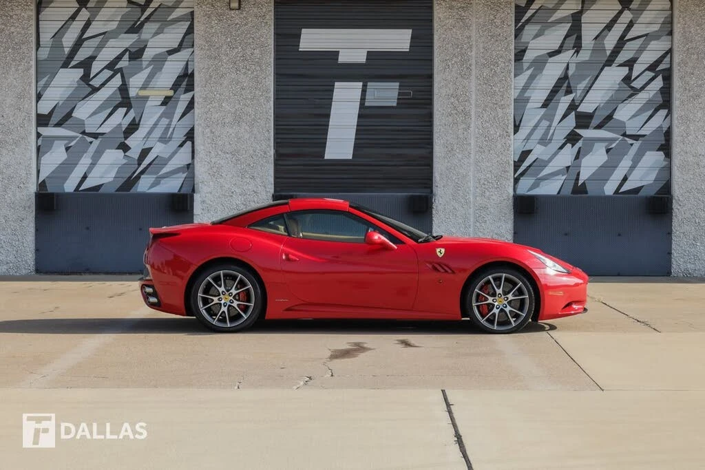 2010 Ferrari California - Image 17 of 31