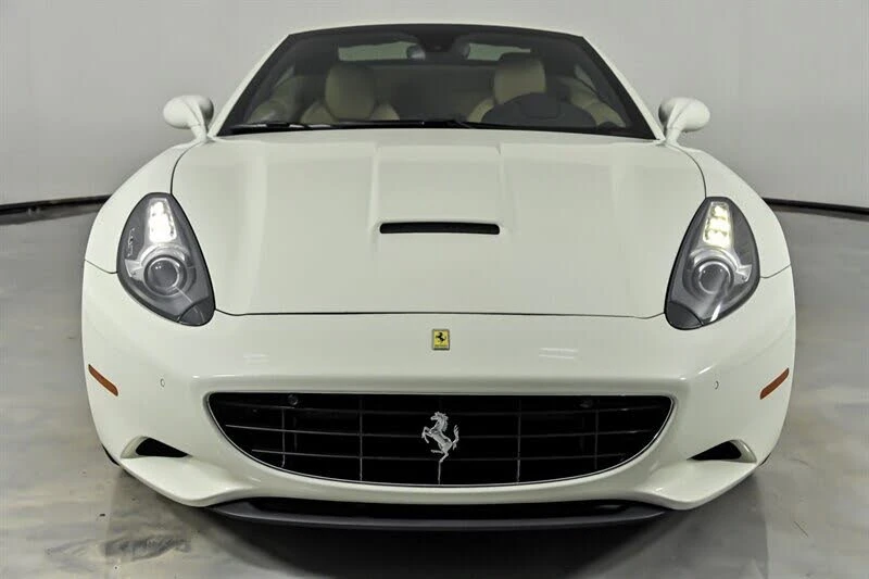 2010 Ferrari California - Image 5 of 31