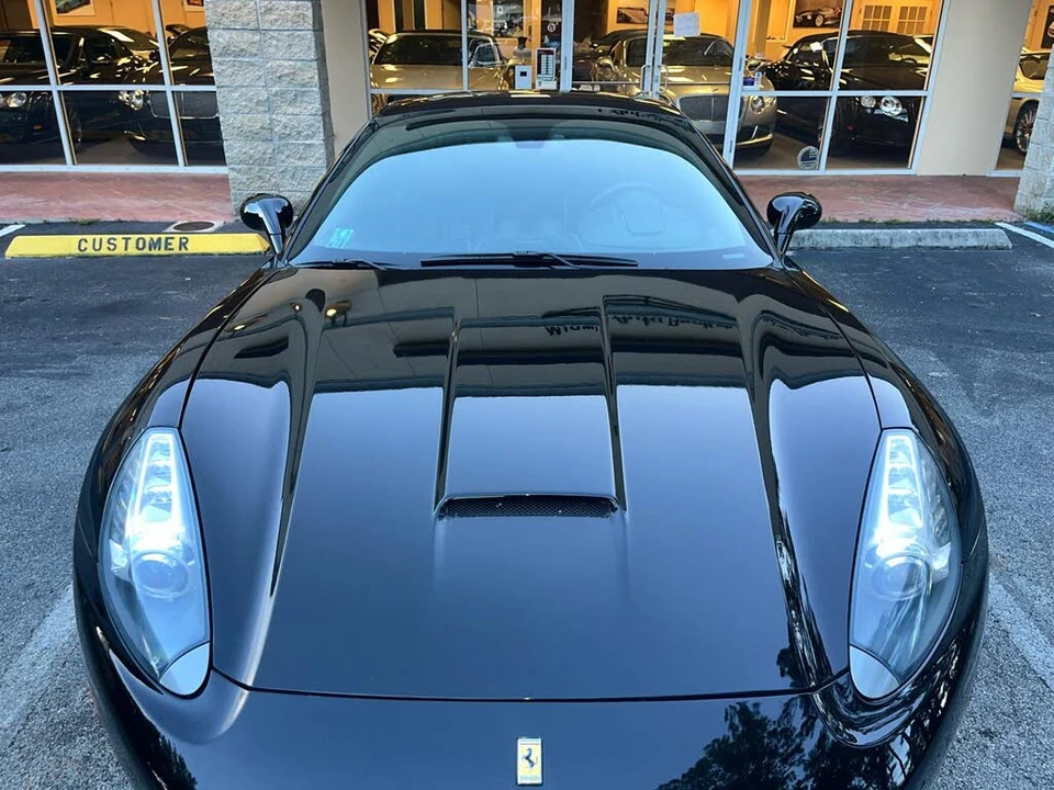 2010 Ferrari California - Image 28 of 31