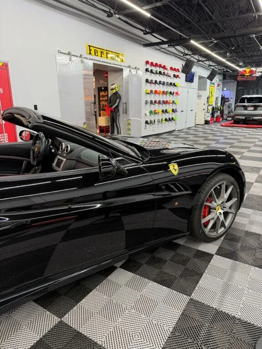 2010 Ferrari California - Image 6 of 6