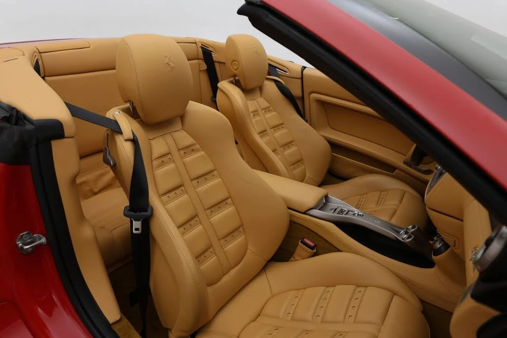 2010 Ferrari California - Image 6 of 31
