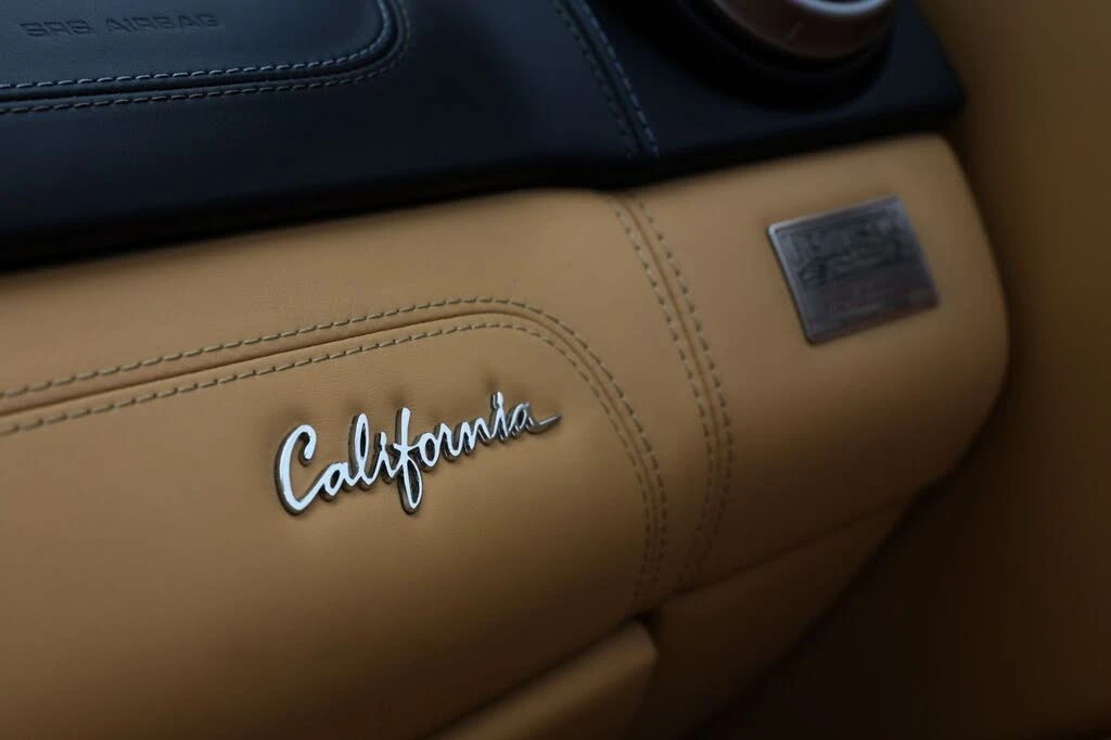 2010 Ferrari California - Image 26 of 31