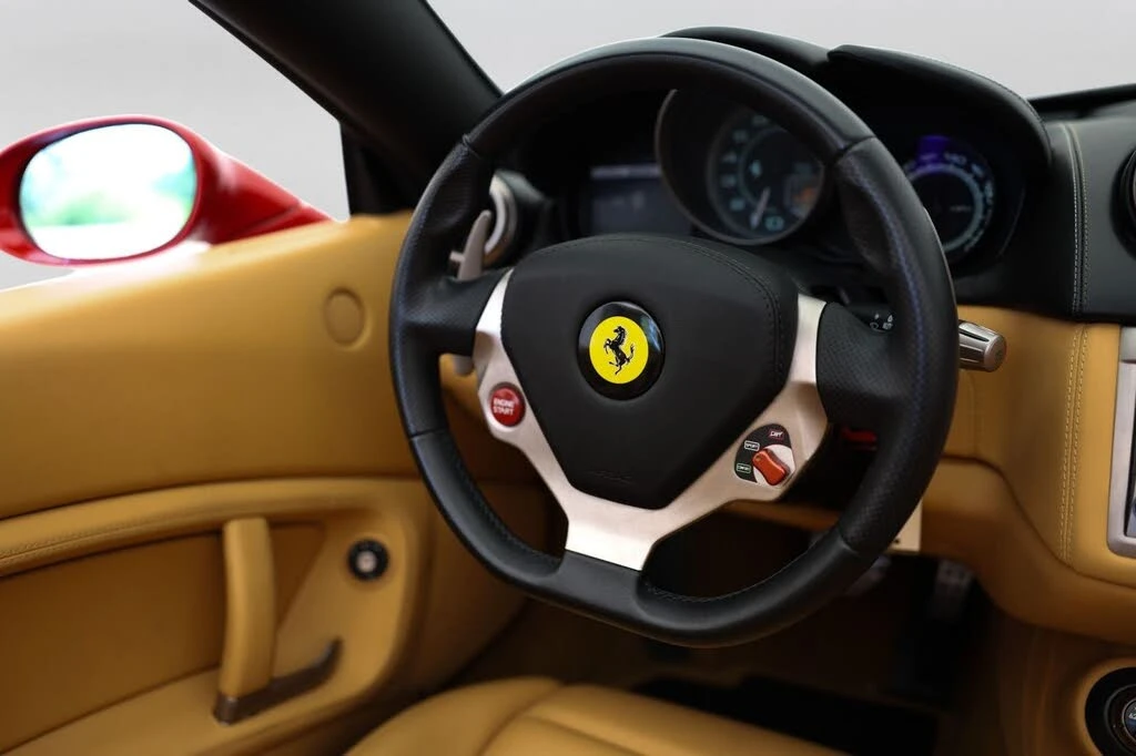 2010 Ferrari California - Image 30 of 31