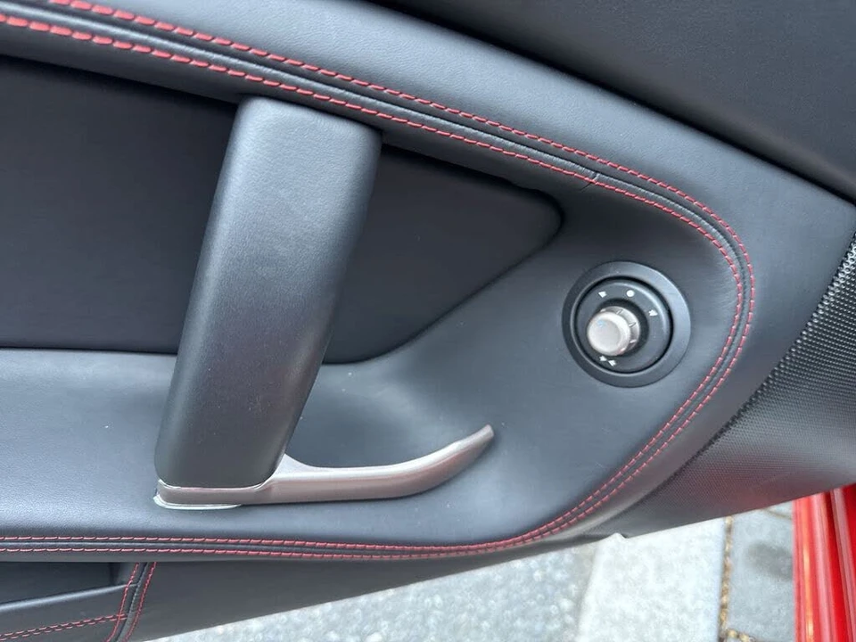 2010 Ferrari California - Image 13 of 31