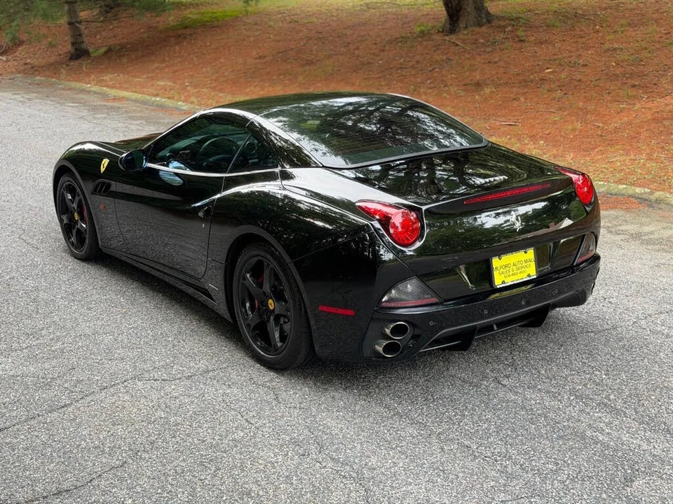 2010 Ferrari California - Image 29 of 31