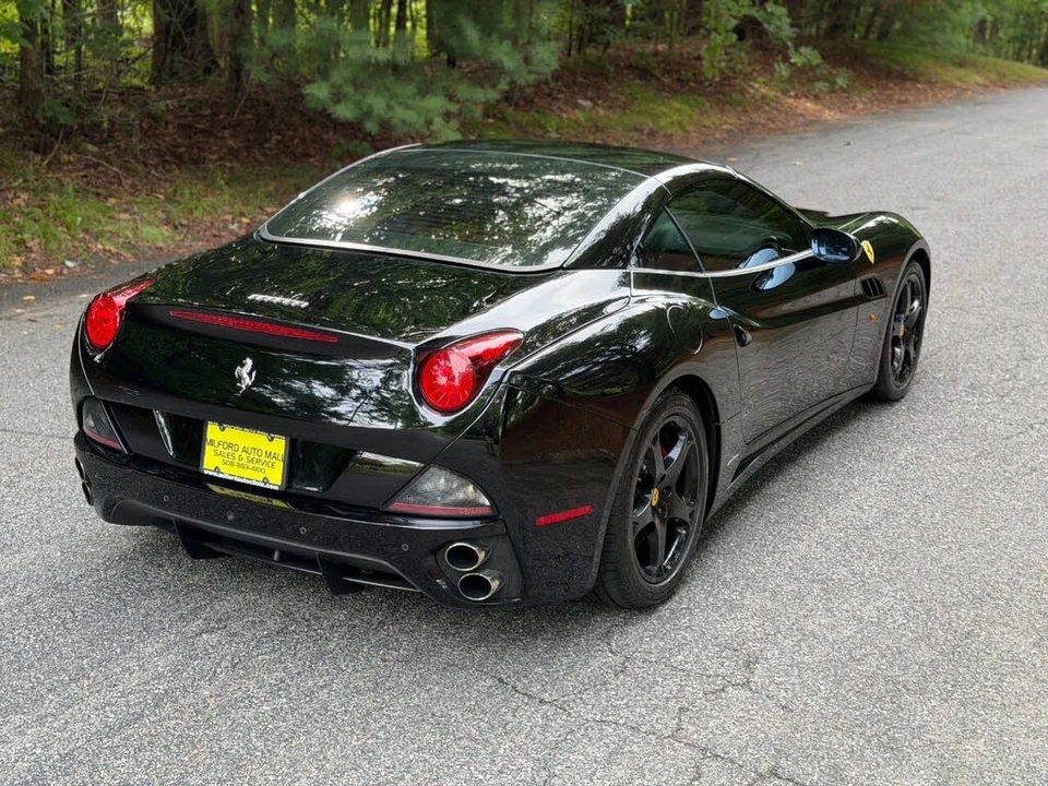2010 Ferrari California - Image 31 of 31