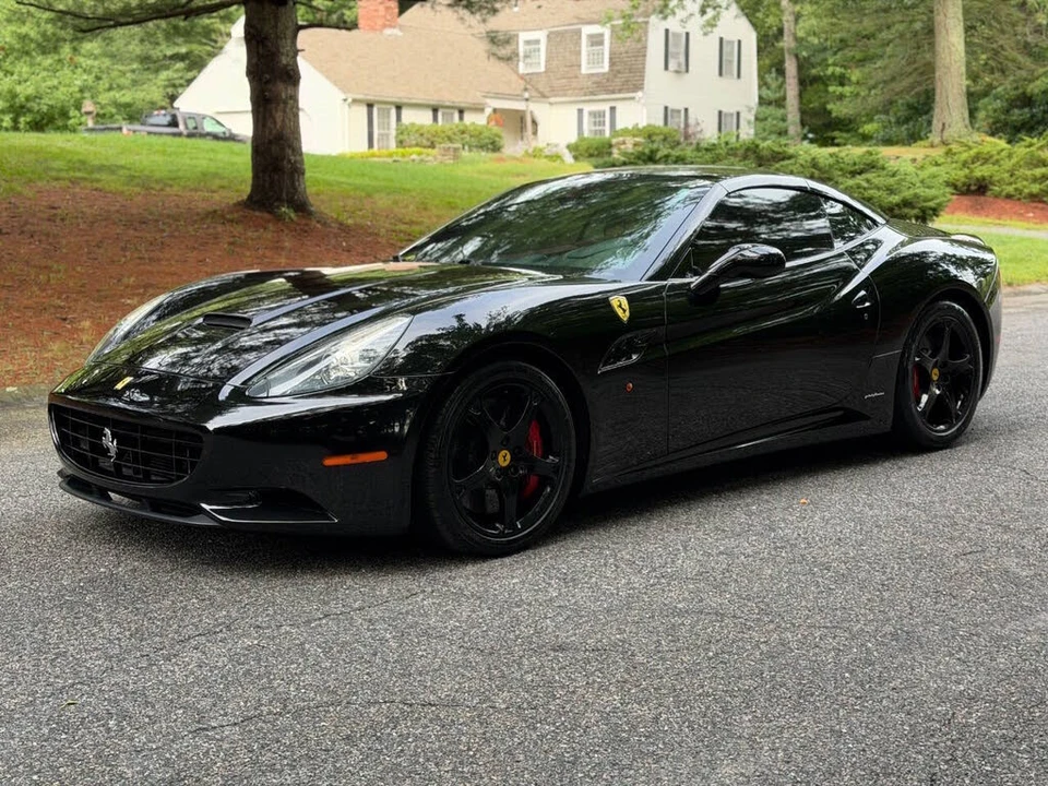 2010 Ferrari California - Image 26 of 31